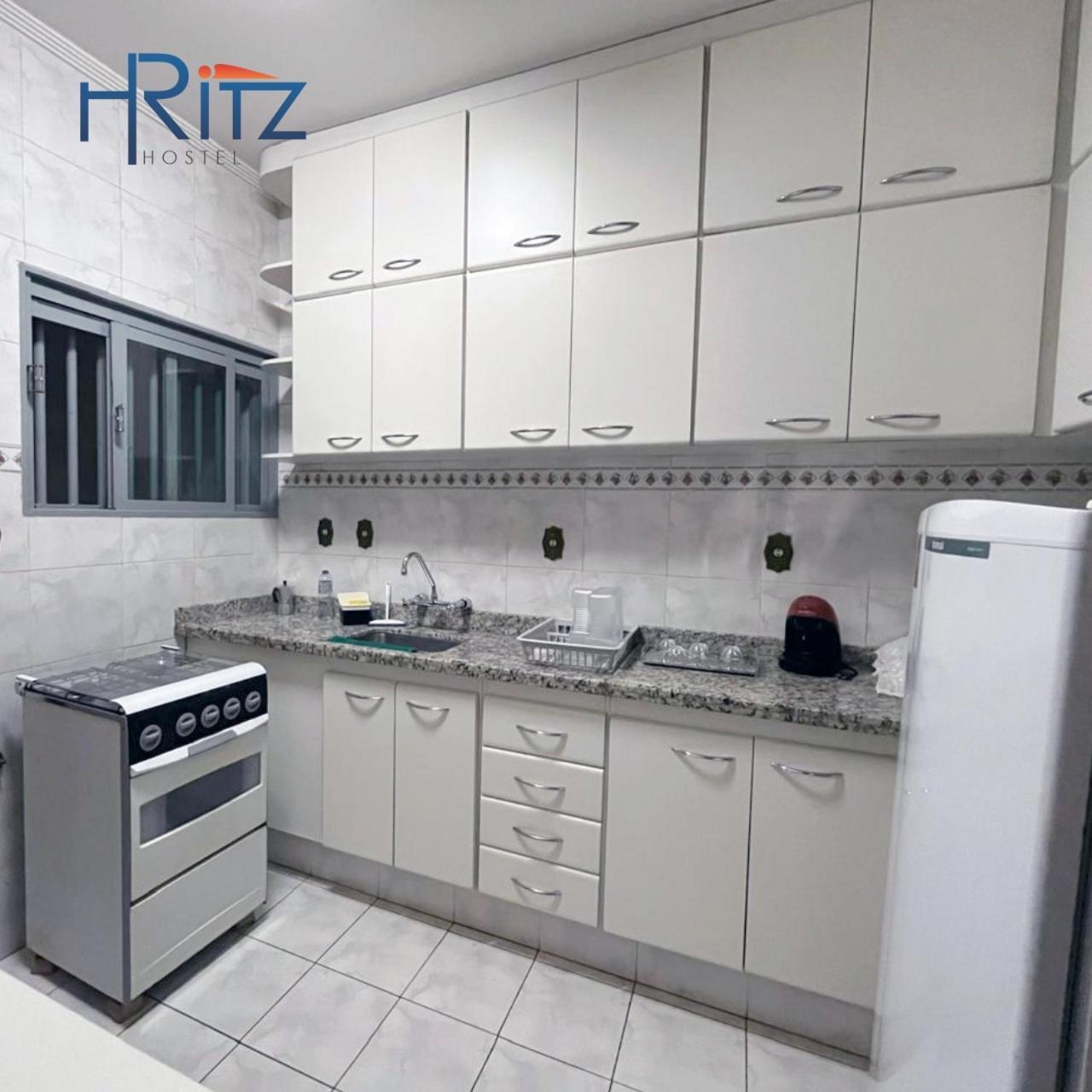 Ritz Hostel Araçatuba Kültér fotó