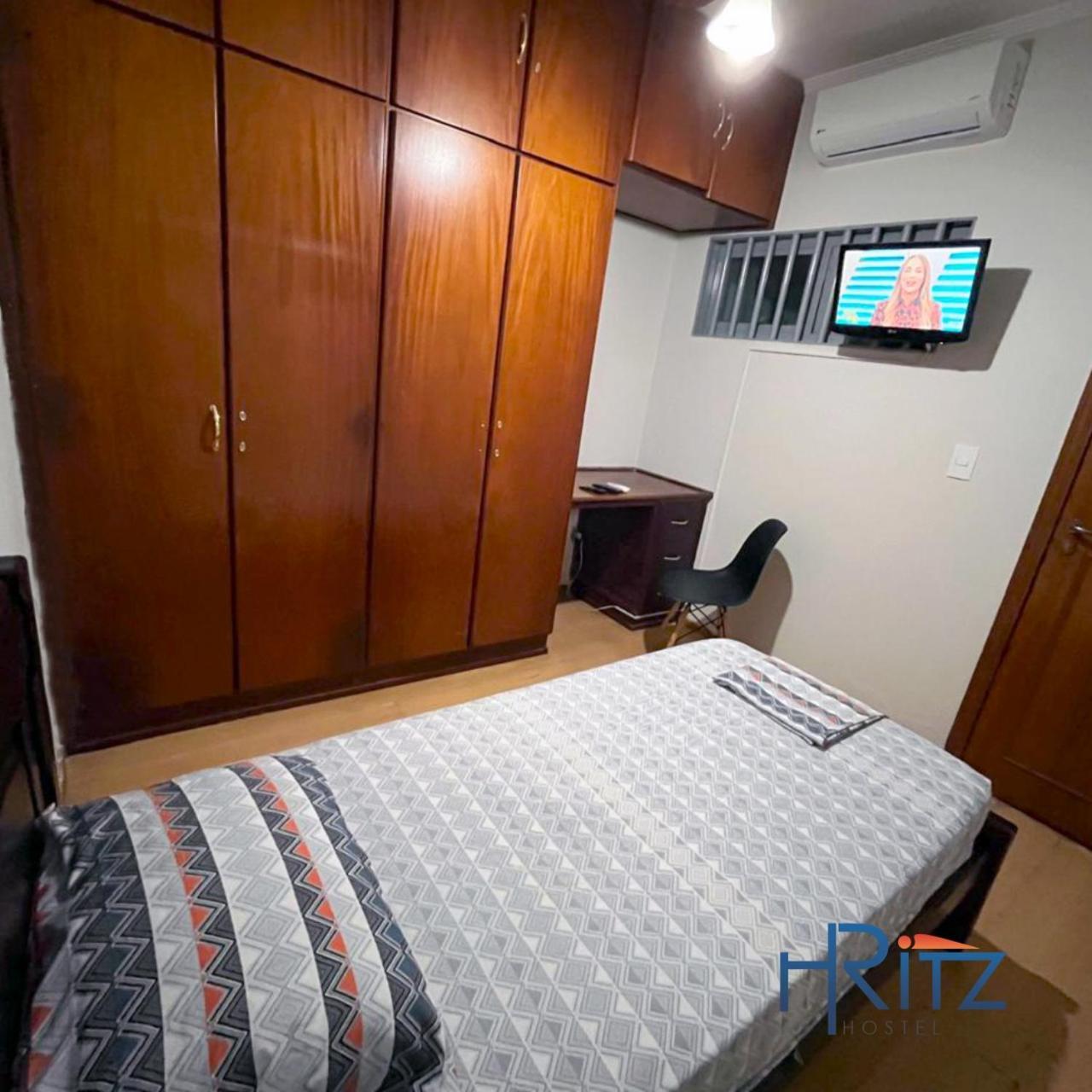 Ritz Hostel Araçatuba Kültér fotó